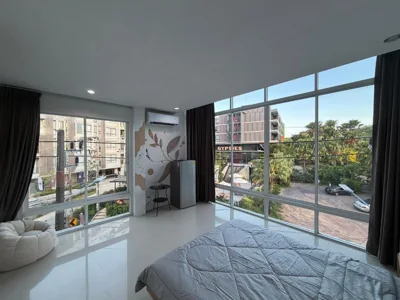 Studio-Apartment mit Queensize-Bett — The CHU cafe / guesthouse